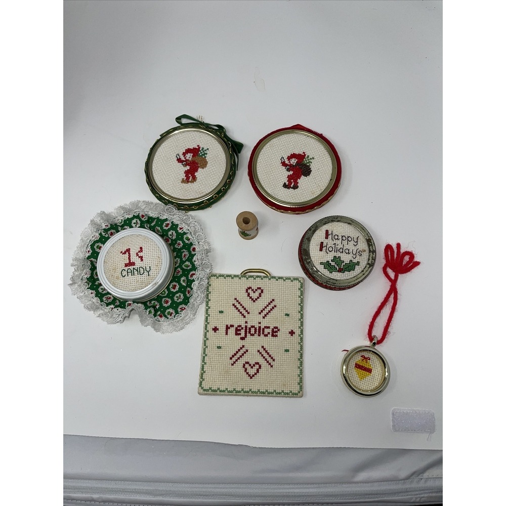 Lot Of Vintage Handmade Needle Point Christmas Tree Ornaments Decor Holidays